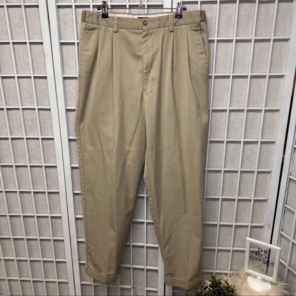 IZOD KHAKI DRESS SLACKS